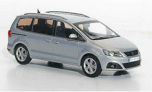 Seat Alhambra Base 1/43 Hachette grau 2010 modellautos