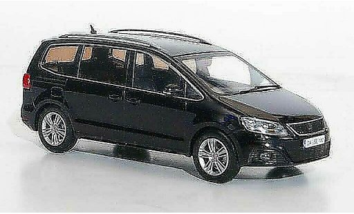 Seat Alhambra Base 1/43 Hachette schwarz 2010 modellautos