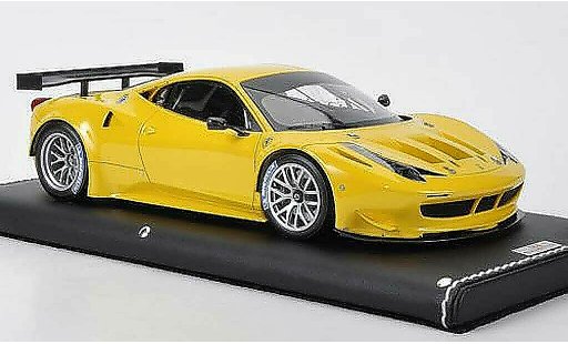 Ferrari 458 Italia GT2 1/18 MR Collection gelb modellautos