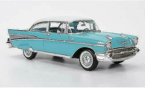 Chevrolet Bel Air Sedan 1/18 Highway 61 1957 grau 2-portes modellautos