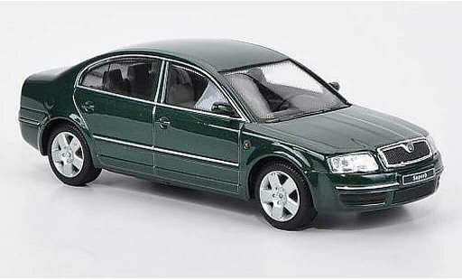 Skoda Superb Base 1/43 Abrex dkl.gr&Atilde;&frac14;n modellautos