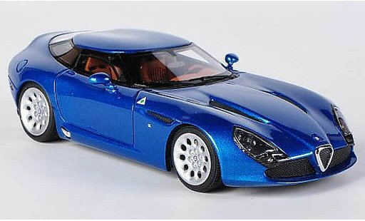 Alfa Romeo Giulia TZ3 Stradale 1/43 Look Smart blau modellautos