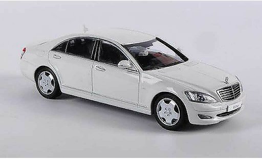 Mercedes Classe S Lang 1/43 Kyosho Langversion (V221) weiss modellautos