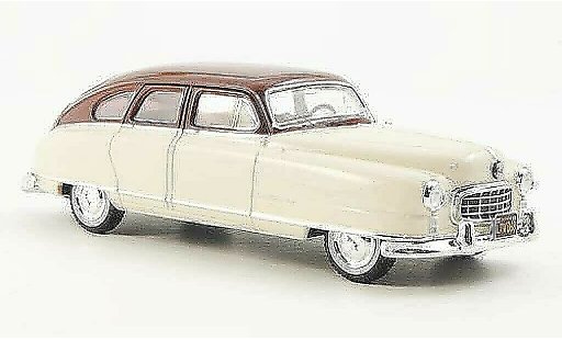 Nash Ambassador Airflyte 1/43 Premium X 2-farbig beige/rot 1950 modellautos