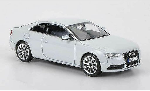 Audi A5 coupe 1/43 Norev weiss 2011 modellautos