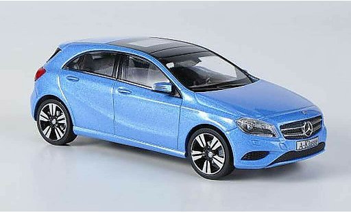 Mercedes Classe A Base 1/43 Schuco (W176) blau 2012 modellautos