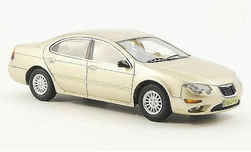 Chrysler 300M Sedan 1/43 Neo beige 2002 modellautos