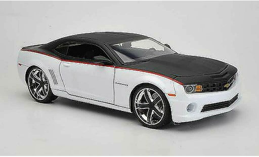 Chevrolet Camaro SS 1/18 Jada Toys weiss/matt schwarz 2010 modellautos