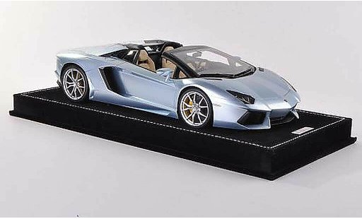 Lamborghini Aventador LP700-4 1/18 MR Collection Roadster graublau modellautos
