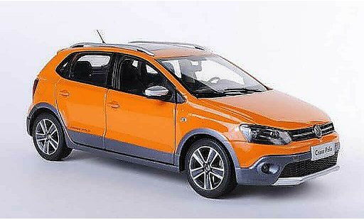 Volkswagen Polo Base 1/18 Paudi V orange Asien-Version 2012 modellautos