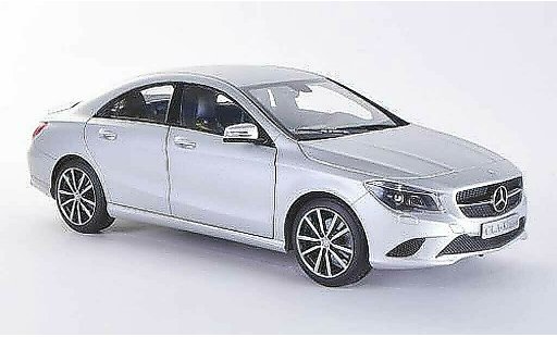 Mercedes CLA Base 1/18 Norev (C117) mattgrau 2013 modellautos