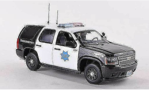 Chevrolet Tahoe police 1/43 First Response San Francicso Department - S.F.P.D. Polizei (US) 2011 modellautos