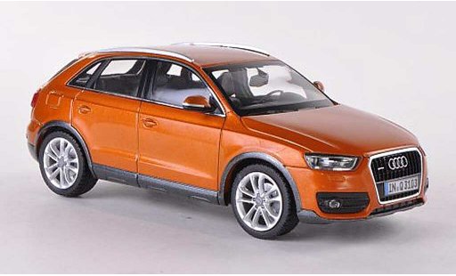 Audi Q3 suv 1/43 Schuco orange 2011 modellautos