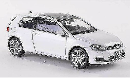 Volkswagen Golf Base 1/43 Herpa weiss 3-Turer 2013 modellautos