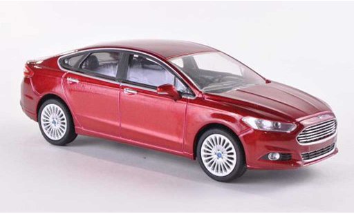 Ford Fusion Berlina 1/43 Greenlight rot 2013 modellautos