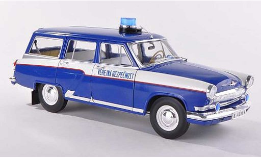 Wolga M22 Base 1/18 IST Models police Prag 1971 modellautos