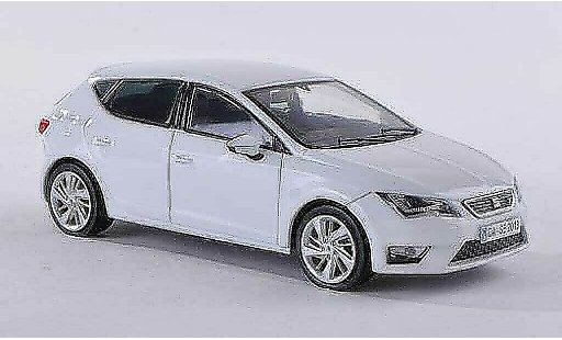 Seat Leon Base 1/43 Seat weiss 2012 modellautos