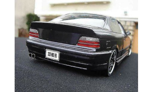 Bmw M3 coupe 1/18 Ut Models E36 preparation auto tuning 93 modellautos