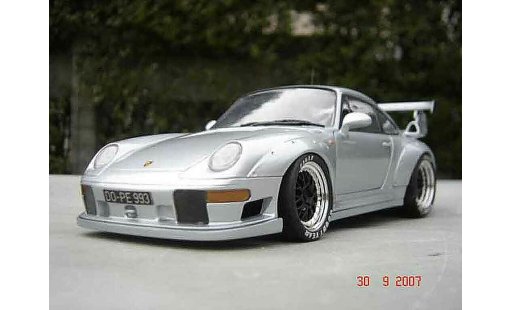 Porsche 911 GT2 1/18 Ut Models evo street grau polaire modellautos