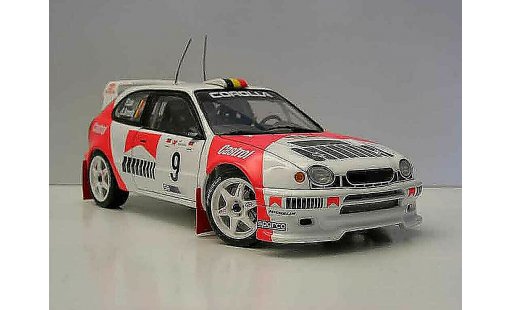 Toyota Corolla WRC 1/18 Autoart rallye portugal modellautos