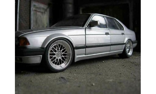 Bmw 730 E32 1/18 Minichamps i grau 1986 jantes bbs 18 pouces modellautos