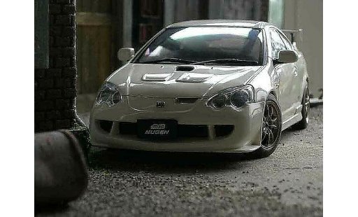 Honda Integra Type R 1/18 Autoart DC5 mugen modellautos