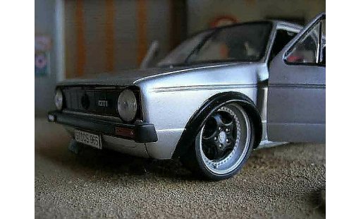 Volkswagen Golf GTI 1/18 Solido jantes Porsche rs modellautos