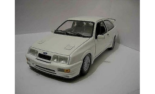 Ford Sierra Cosworth RS 1/18 Minichamps weiss modellautos