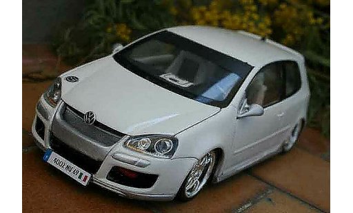 Volkswagen Golf GTI 1/18 Norev alpine weiss sono modellautos