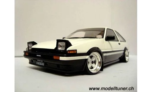 Toyota Trueno Drift 1/18 Autoart preparation modellautos
