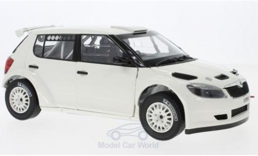 Modellautos Skoda Fabia 1/18 Abrex II FL S2000 weiss 2010 with Gravel Wheels Skoda Fabia 1/18 Abrex II FL S2000 weiss 2010 with Gravel Wheels modellautos