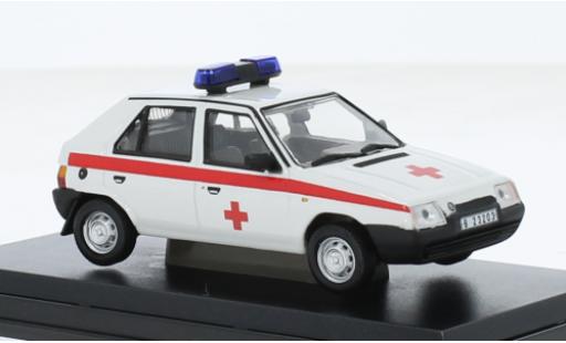 Skoda Favorit 1/43 Abrex 136L Zdravotnicka Slubza Policie 1988 1:43 modellautos
