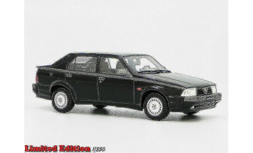 Alfa Romeo 75 turbo 1/18 Laudoracing Models 1.8 Q.V. LM087A schwarz modellautos