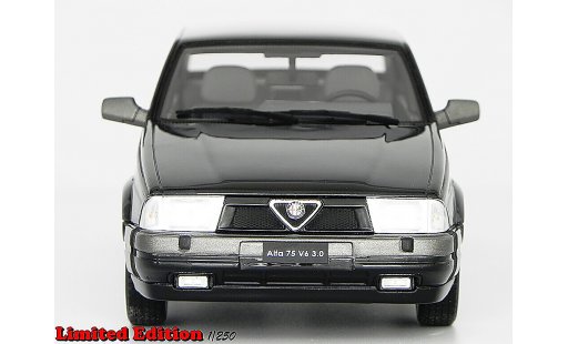Alfa Romeo 75 3.0 v6 1/18 Laudoracing Models LM087B schwarz modellautos