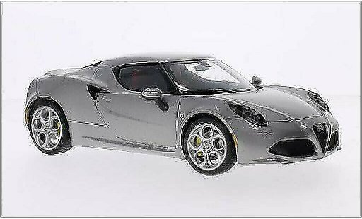 Alfa Romeo 4C coupe 1/18 Autoart mettalic grau 2013 modellautos