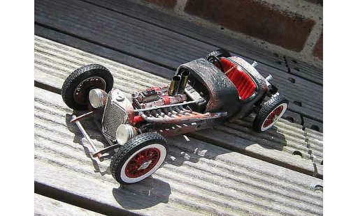 Alfa Romeo 2300 cabriolet 1/18 Burago spider (1932) de style rat rad modellautos