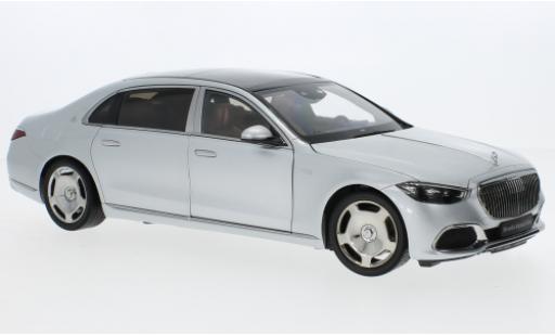 Modellautos Mercedes CLA 1/18 Almost Real Maybach S-classe d 2021 Mercedes CLA 1/18 Almost Real Maybach S-classe d 2021 modellautos
