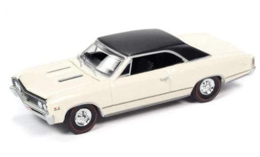 Modellautos Chevrolet Chevelle 1/64 Auto World SS beige clair/noire 1967 Chevrolet Chevelle 1/64 Auto World SS beige clair/noire 1967 modellautos