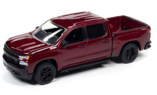 Chevrolet Silverado 1/64 Auto World Z71 Douane Trail Boss metallise rouge foncé 2019 modellautos