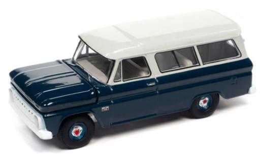 Chevrolet Suburban 1/64 Auto World bleu foncé/blanche 1966 modellautos