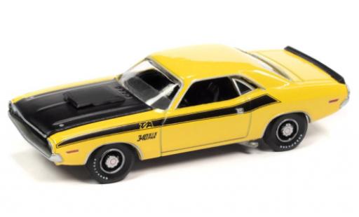Dodge Challenger 1/64 Auto World T/A jaune/noire 1970 modellautos