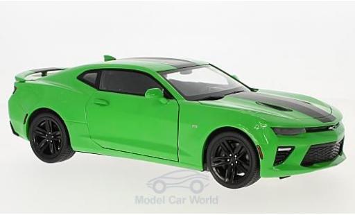 Chevrolet Camaro SS 1/18 Auto World SS grün/schwarz 2017 modellautos