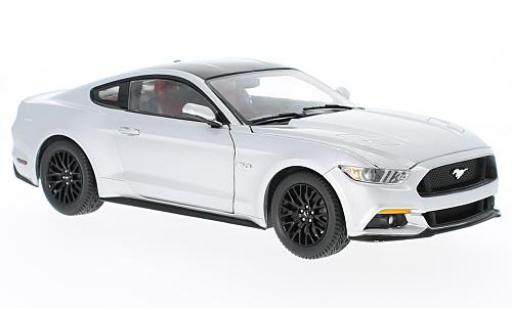 Ford Mustang 1/18 Auto World GT silber 2017 sans Vitrine modellautos