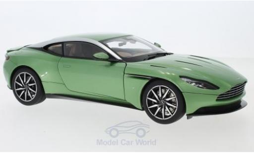 Modellautos Aston Martin DB1 1/18 AUTOart 1 mettalic grün RHD 2017 Aston Martin DB1 1/18 AUTOart 1 mettalic grün RHD 2017 modellautos