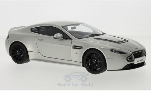 Modellautos Aston Martin V12 Vantage 1/18 AUTOart Vantage S silber RHD Aston Martin V12 Vantage 1/18 AUTOart Vantage S silber RHD modellautos