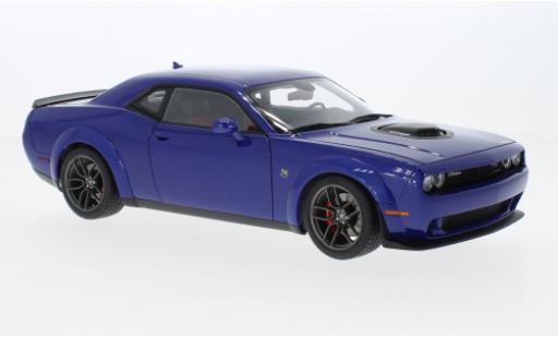 Modellautos Dodge Challenger 1/18 AUTOart R/T Scat Pack Shaker Widebody bleu 2022 Dodge Challenger 1/18 AUTOart R/T Scat Pack Shaker Widebody bleu 2022 modellautos