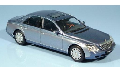 Maybach 57 1/43 AUTOart SWB metallise bleu clair/d 2002 modellautos