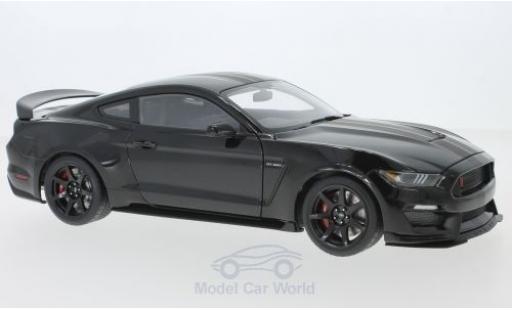 Modellautos Ford Mustang 1/18 AUTOart Shelby GT-350R schwarz/matt-schwarz 2017 Ford Mustang 1/18 AUTOart Shelby GT-350R schwarz/matt-schwarz 2017 modellautos