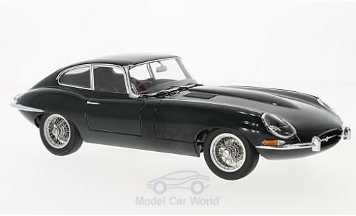 Modellautos Jaguar E-Type 1/18 AUTOart Coupe Series I 3.8 grün 1961 Jaguar E-Type 1/18 AUTOart Coupe Series I 3.8 grün 1961 modellautos