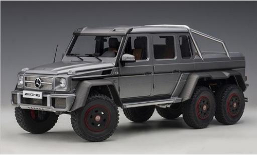 Modellautos Mercedes Classe G 1/18 AUTOart G63 AMG 6x6 matt-grau 2013 Mercedes Classe G 1/18 AUTOart G63 AMG 6x6 matt-grau 2013 modellautos